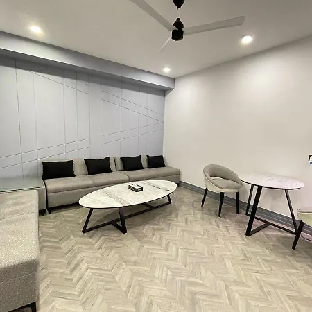 Bedchambers Serviced Apartments - Cyber City Gurgaon Exterior photo