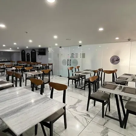 Bedchambers Serviced Apartments - Cyber City Gurgaon Exterior photo
