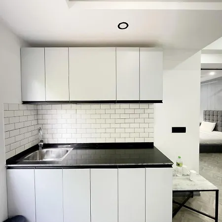 Bedchambers Serviced Apartments - Cyber City Gurgaon Exterior photo