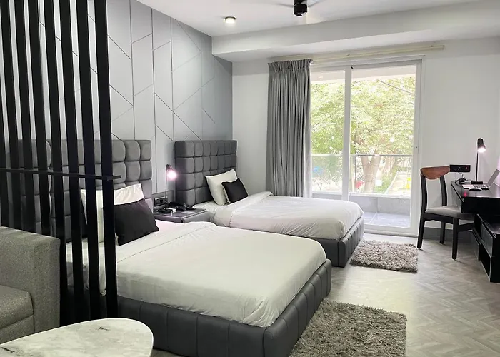 Bedchambers Serviced Apartments - Cyber City