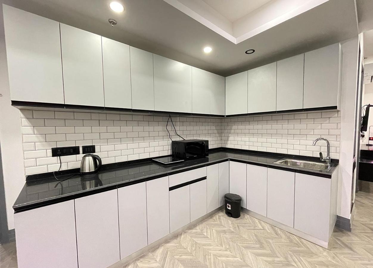 Bedchambers Serviced - Cyber Apartment Gurgaon