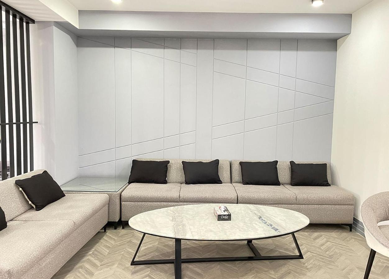 Bedchambers Serviced - Cyber Apartment Gurgaon